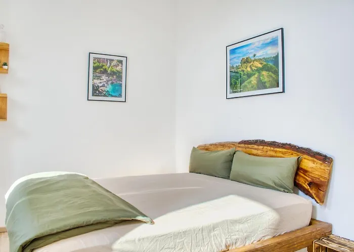 Daire Luxus Apartment! Kueche, Balkon, Netflix, Parkplatz - 8 Personen *