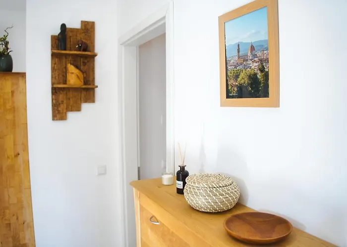 Luxus Apartment! Kueche, Balkon, Netflix, Parkplatz - 8 Personen Daire *