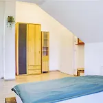 Luxus Apartment! Kueche, Balkon, Netflix, Parkplatz - 8 Personen Apartman Ilmmunster